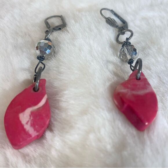 Handcrafted NWT Pink & White Dangle Earrings Custom Made Lightweight Jewelry - Picture 7 of 7